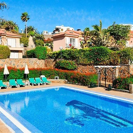 Santa Ana Villa *